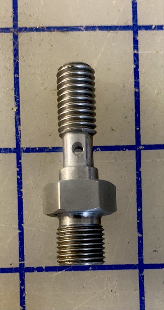 Lister Petter Swivel Union Plug 366-07039,commenly used with the T series engines.